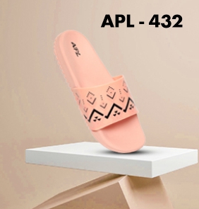 Footwear Wholesale Dealer in Delhi