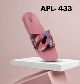 Footwear Wholesale Dealer in Delhi
